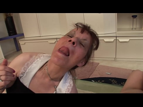 ❤️ Dos abuelas y un abuelo hacen un trío ❤️ Super porno en es.fullsexmovs.ru ❌️